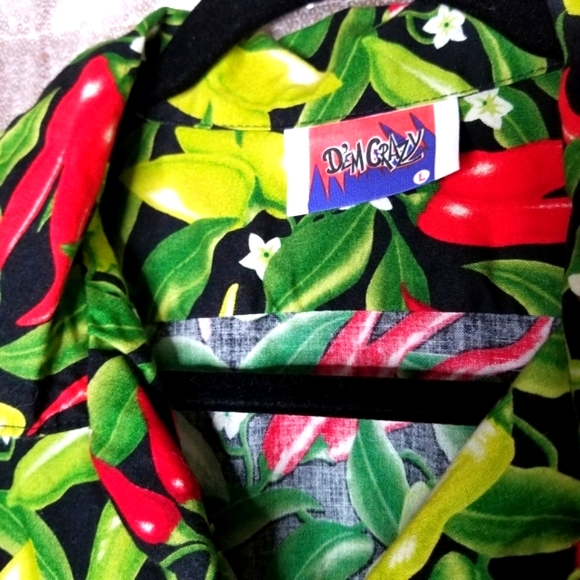 Dem Crazy EUC L Hawaiian short-sleeved button-down shirt - PEPPERS! 🌶🌶🌶 - Picture 4 of 9